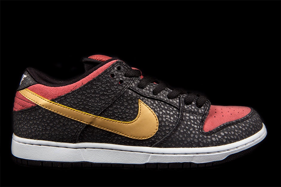 NIKE DUNK LOW PREMIUM SB QS