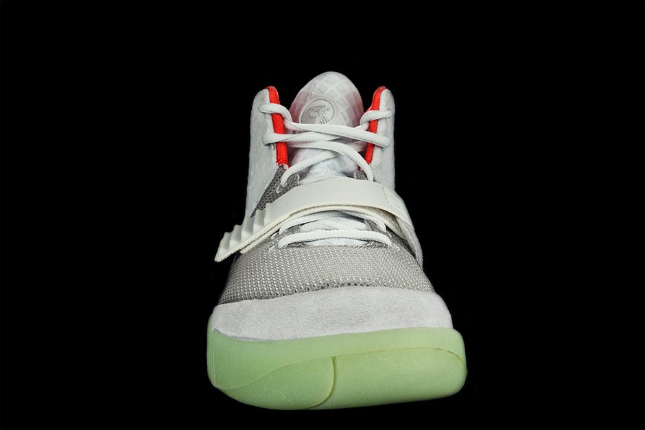 NIKE AIR YEEZY 2 NRG