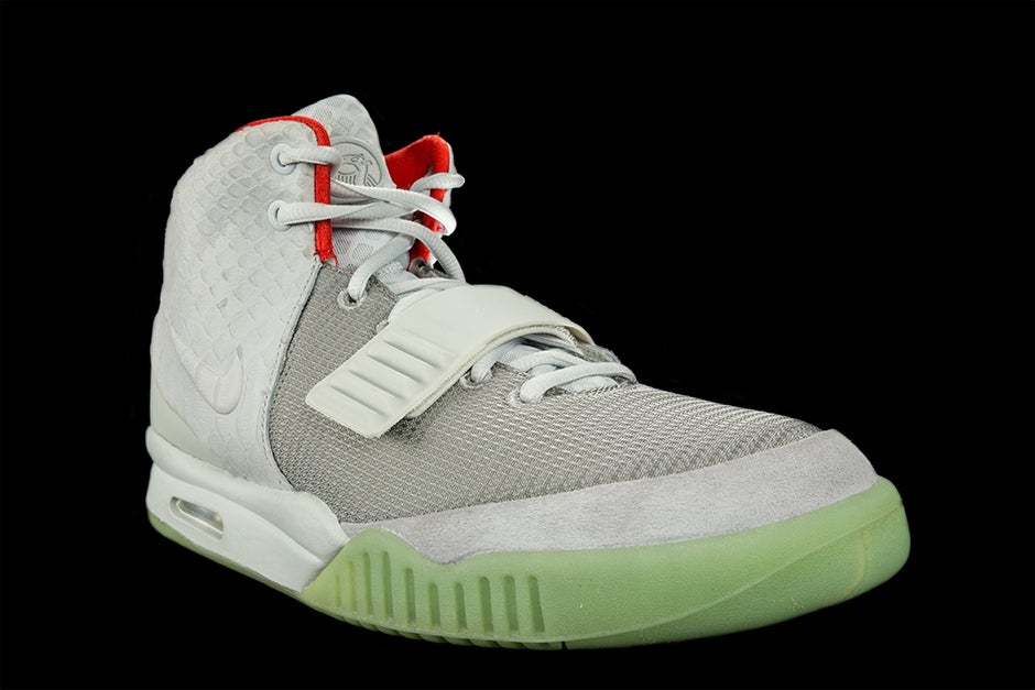 NIKE AIR YEEZY 2 NRG