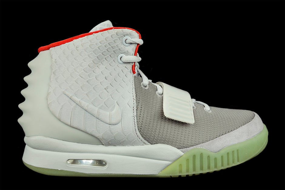 NIKE AIR YEEZY 2 NRG