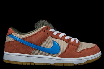 NIKE SB DUNK LOW PRO