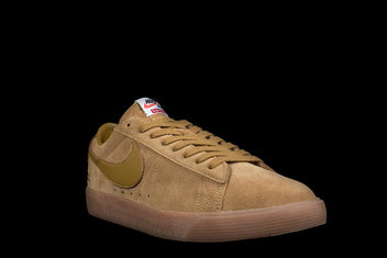 NIKE BLAZER LOW GT QS