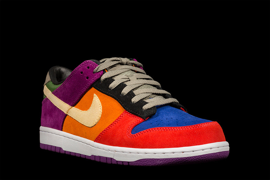 NIKE DUNK LOW SP