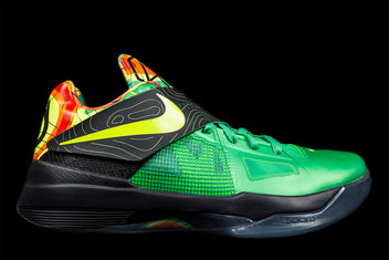 NIKE ZOOM KD IV