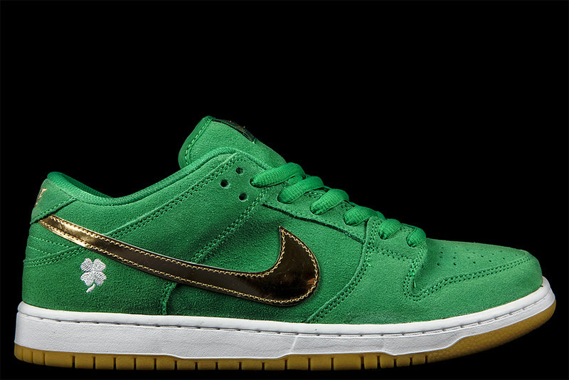 NIKE SB DUNK LOW PRO