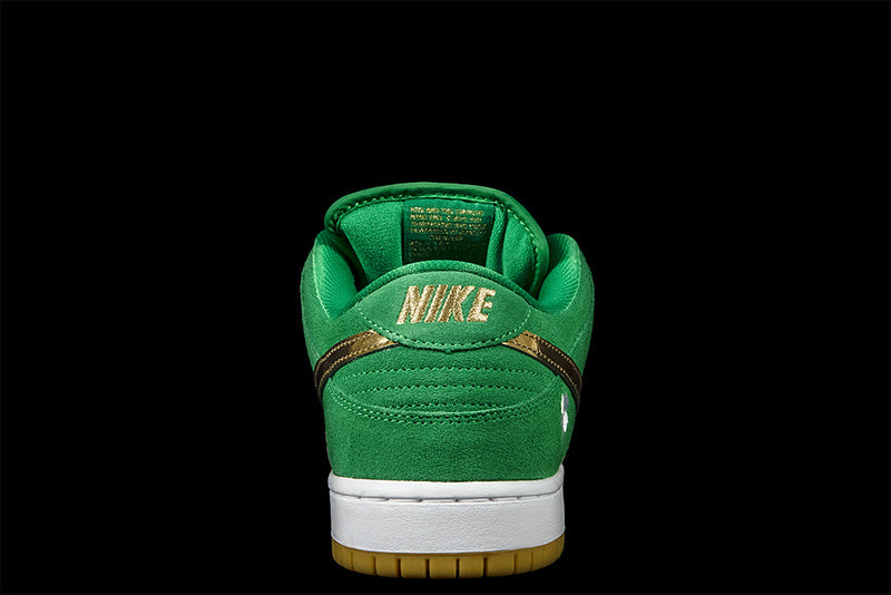 NIKE SB DUNK LOW PRO