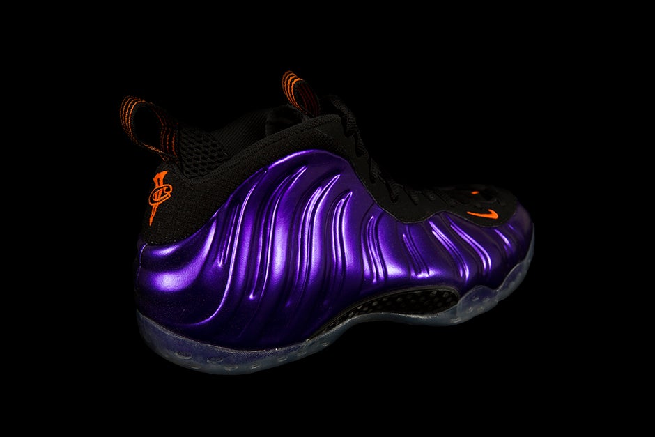 NIKE AIR FOAMPOSITE ONE