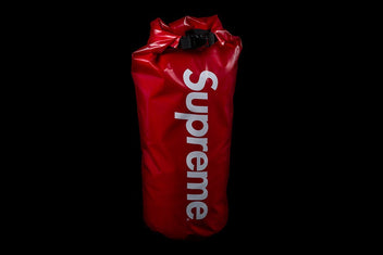 SUPREME X SEALLINE DRY SACK