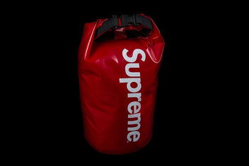 SUPREME X SEALLINE DRY SACK