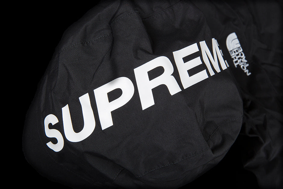 SUPREME THE NORTH FACE STEEP TECH HOODED JACKET