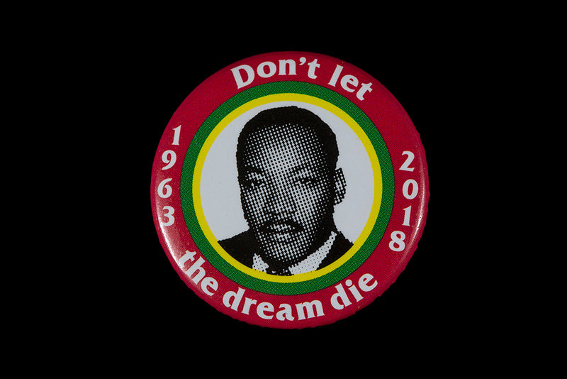 SUPREME MLK BUTTON