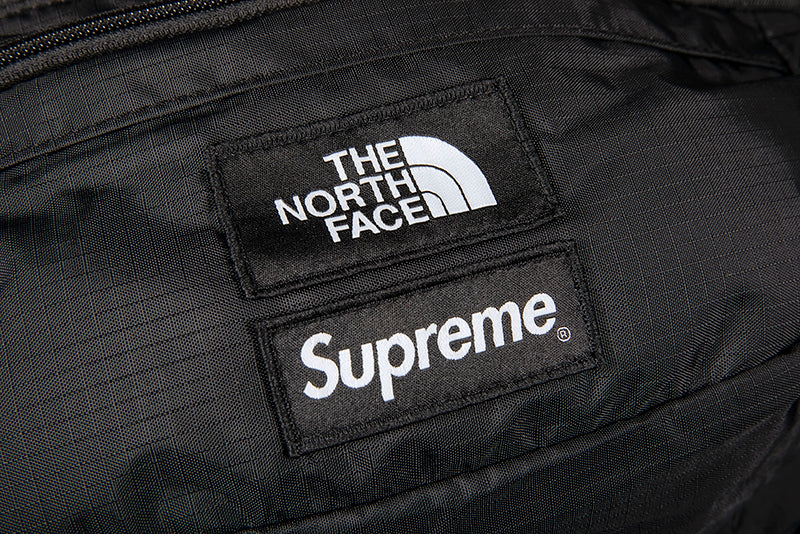 Supreme x The North Face Trekking Convertible Backpack/Waist Bag Black  Brand Ne