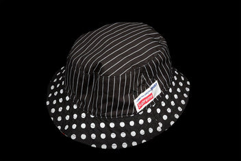 SUPREME CRUSHER HAT