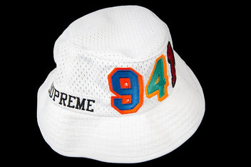 SUPREME CRUSHER HAT