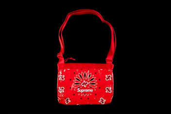 SUPREME BANDANA TARP SIDE BAG