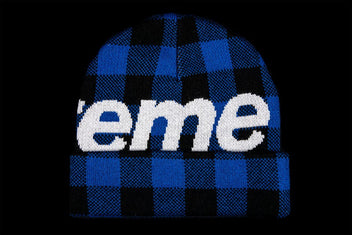 SUPREME BIG LOGO BEANIE