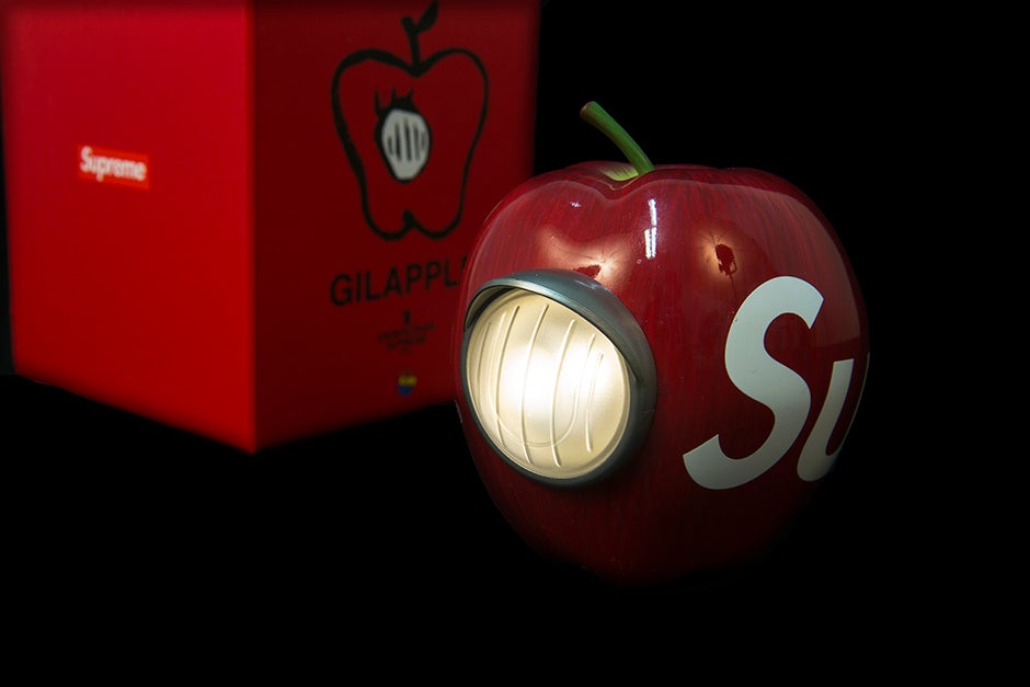 SUPREME/UNDERCOVER GILAPPLE LIGHT