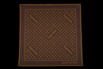 LOUIS VUITTON/SUPREME BANDANA