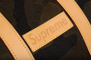 LOUIS VUITTON/SUPREME DUFFEL BAG