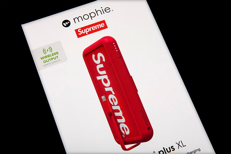 NTWRK - SUPREME MOPHIE POWERSTATION PLUS XL