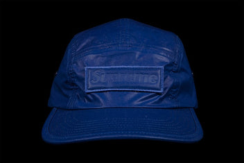 SUPREME REFLECTIVE SPECKLED CAMP CAP