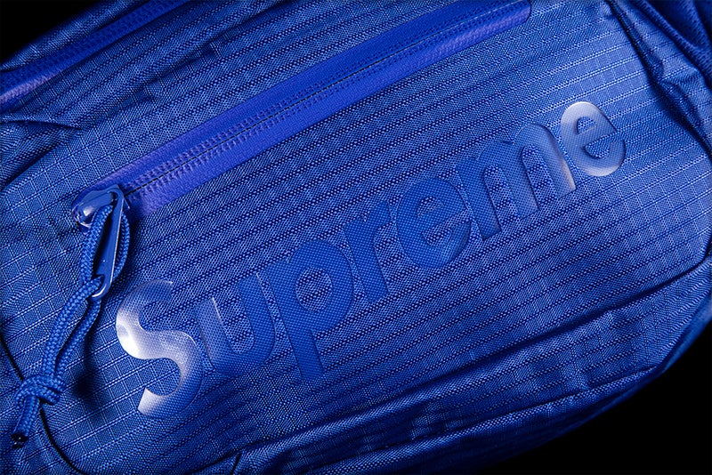 SUPREME SLING BAG