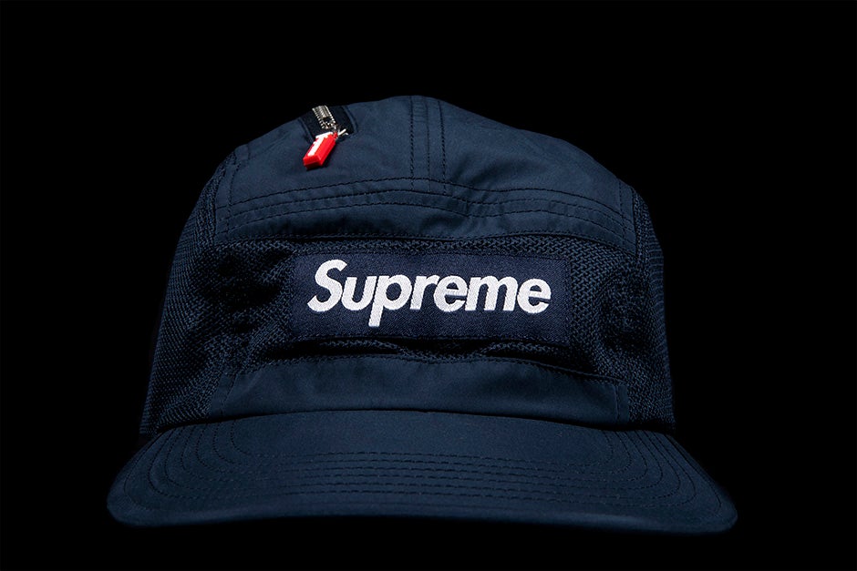 Supreme Zip Mesh Camp Cap (FW20) White