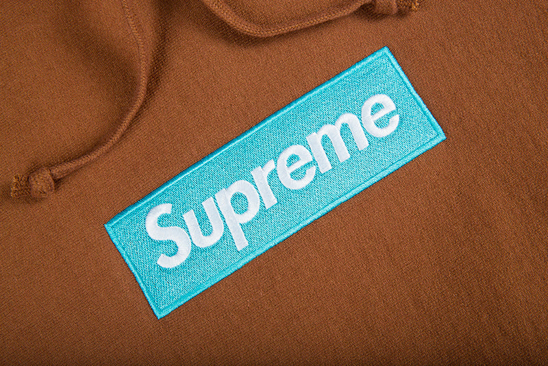 Yeezy Busta Saturdays ✓ - SUPREME BOX LOGO HOODED SWEATSHIRT