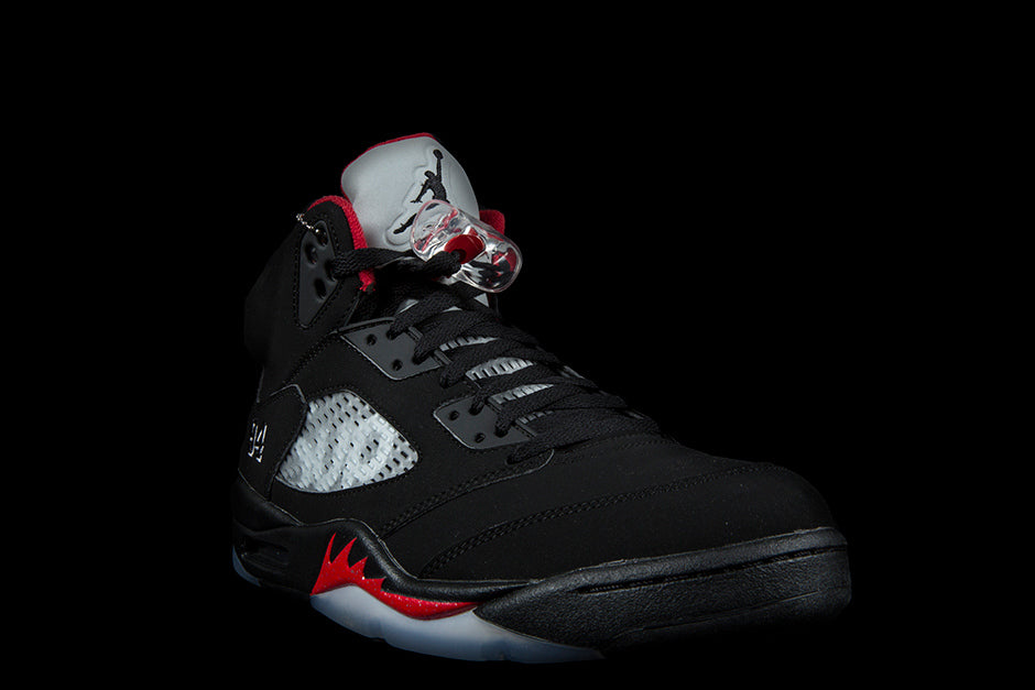 AIR JORDAN 5 RETRO SUPREME