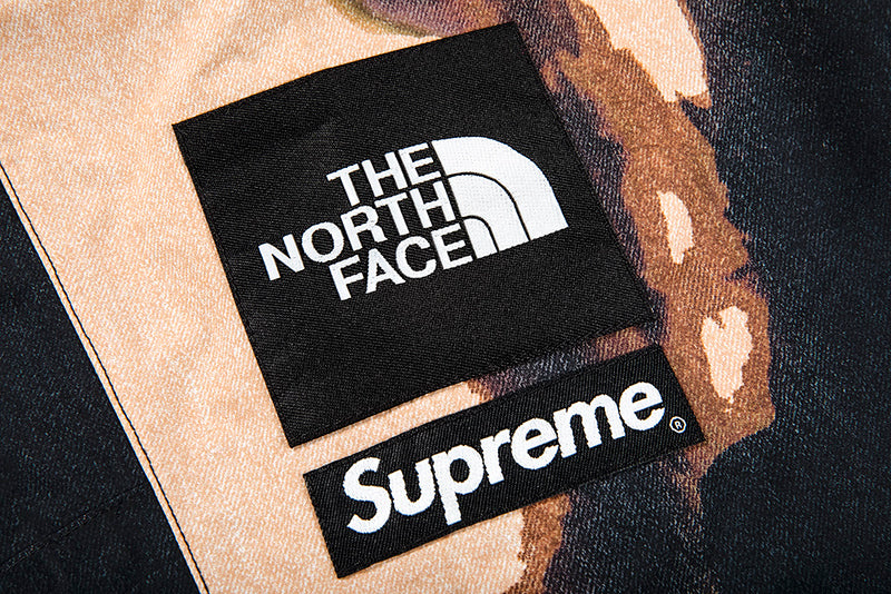 SUPREME THE NORTH FACE BLEACHED DENIM PRINT MOUNTAIN JACKET