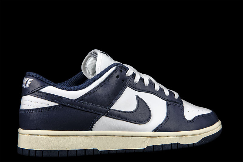 WOMENS NIKE DUNK LOW