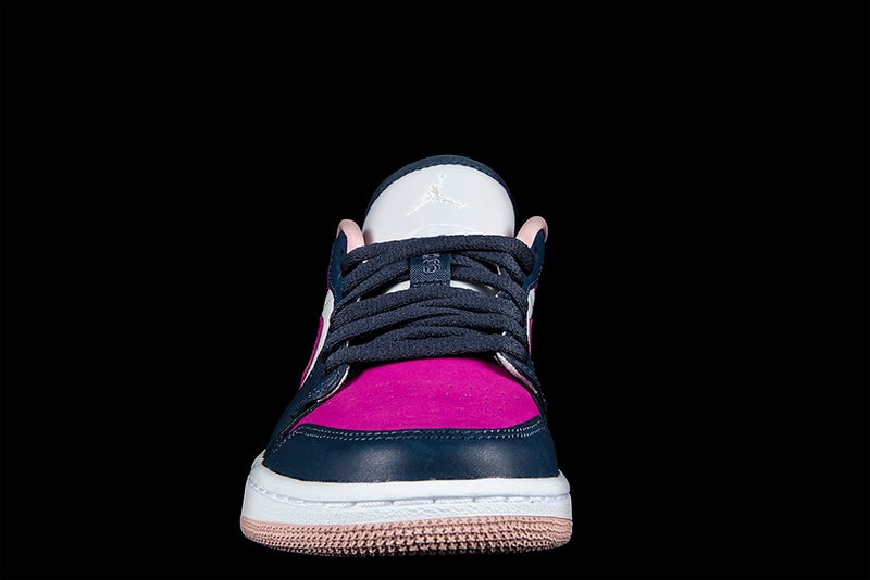 WOMENS AIR JORDAN 1 LOW SE