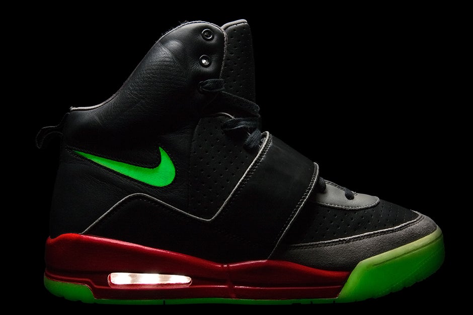 NIKE AIR YEEZY PROMO