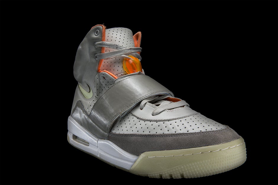 NIKE AIR YEEZY PROMO