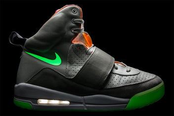 NIKE AIR YEEZY PROMO