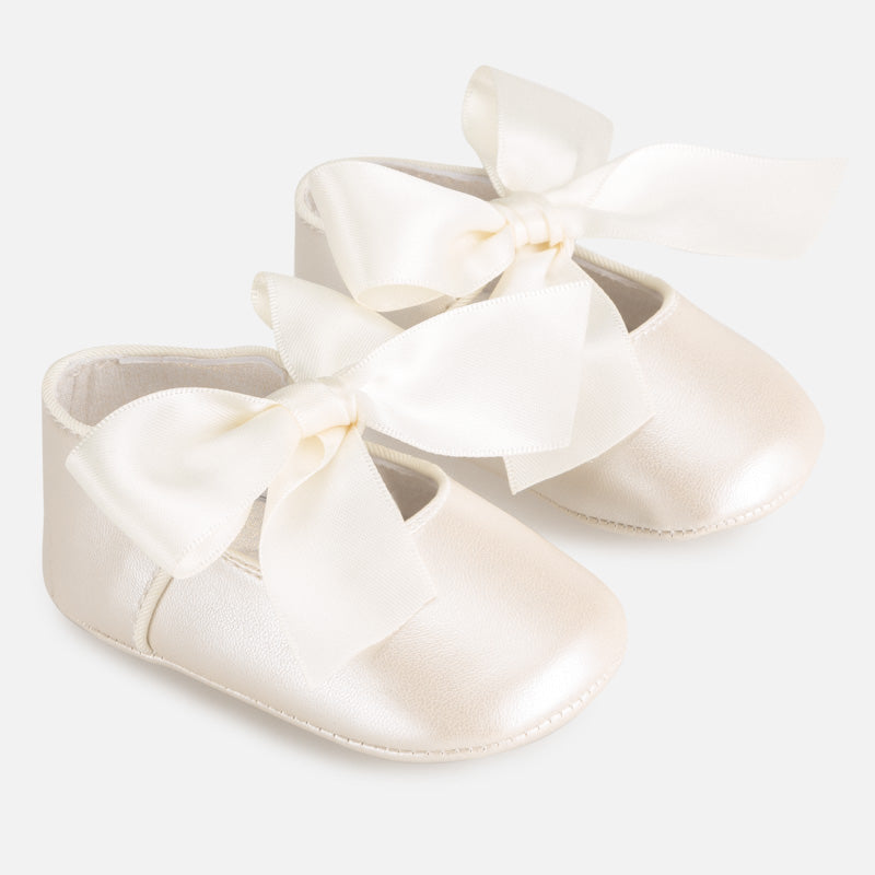 baby girl white pram shoes