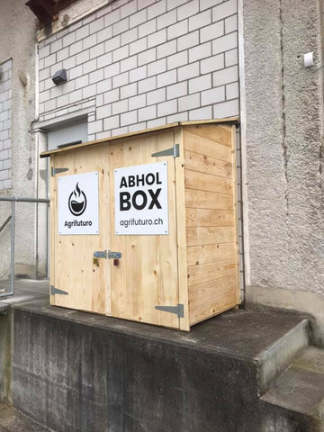 Abhol-Box bei der Rösterei