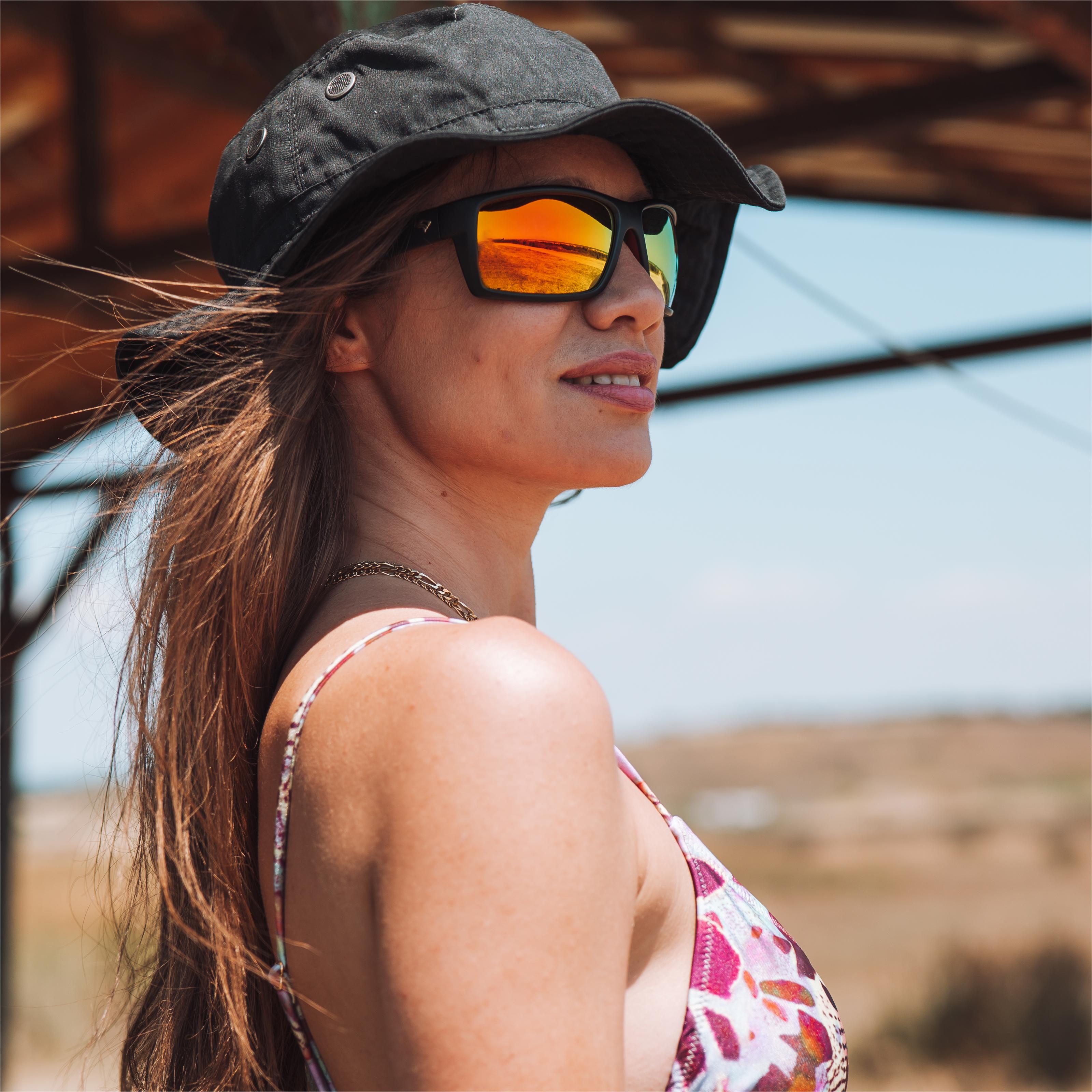  TOREGE Polarized Sports Sunglasses for Men Women