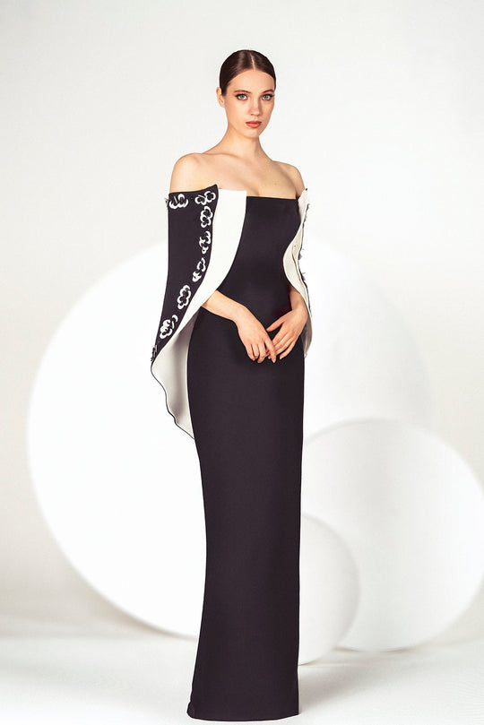 White Crepe Dress Embroidered with Swarovski Crystals Sweetheart Black –  Gattinolli by Marwan