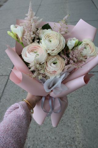 ranunculus hanoi bouquet vancouver florist