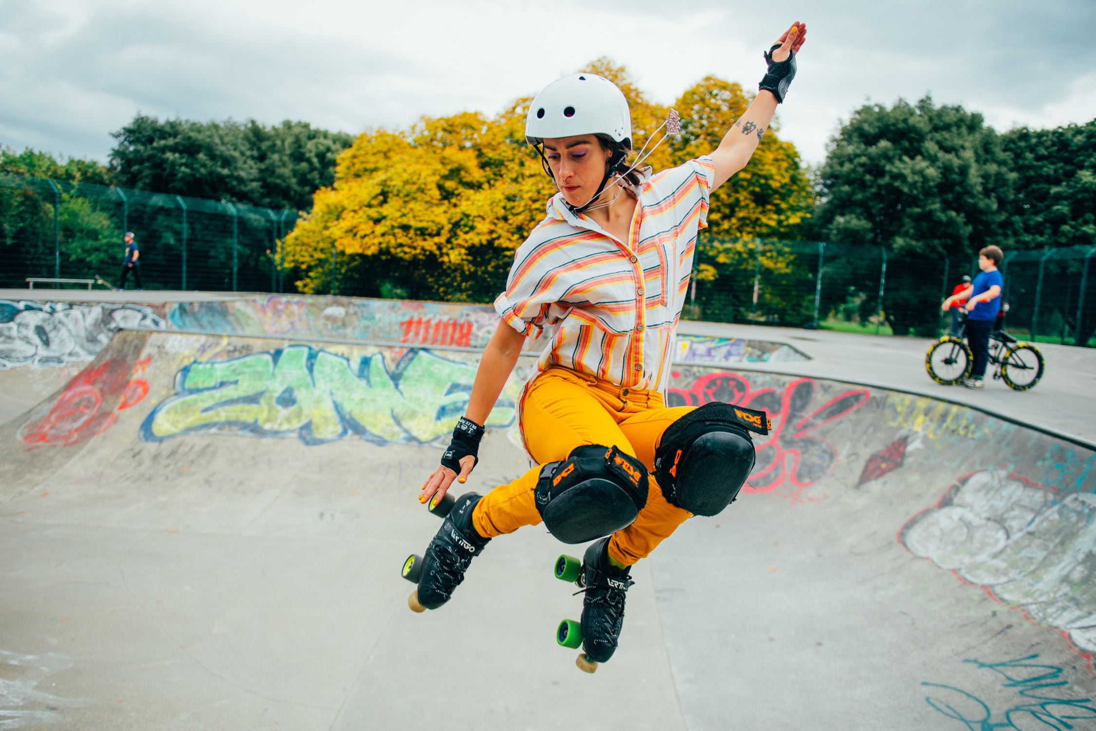 DRDxEDGE Dublin Roller Derby by Edge Only jewellery. Photographer Ruth Medjber Bushy Skate Park Dublin Ireland