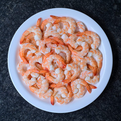 plated of large cooked shrimp