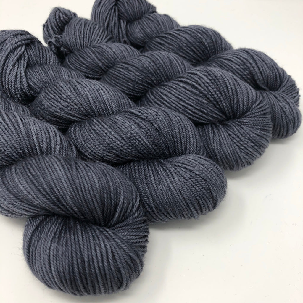 MARY (DISCONTINUED) // Hand Dyed Yarn // Speckle Yarn – Midknit