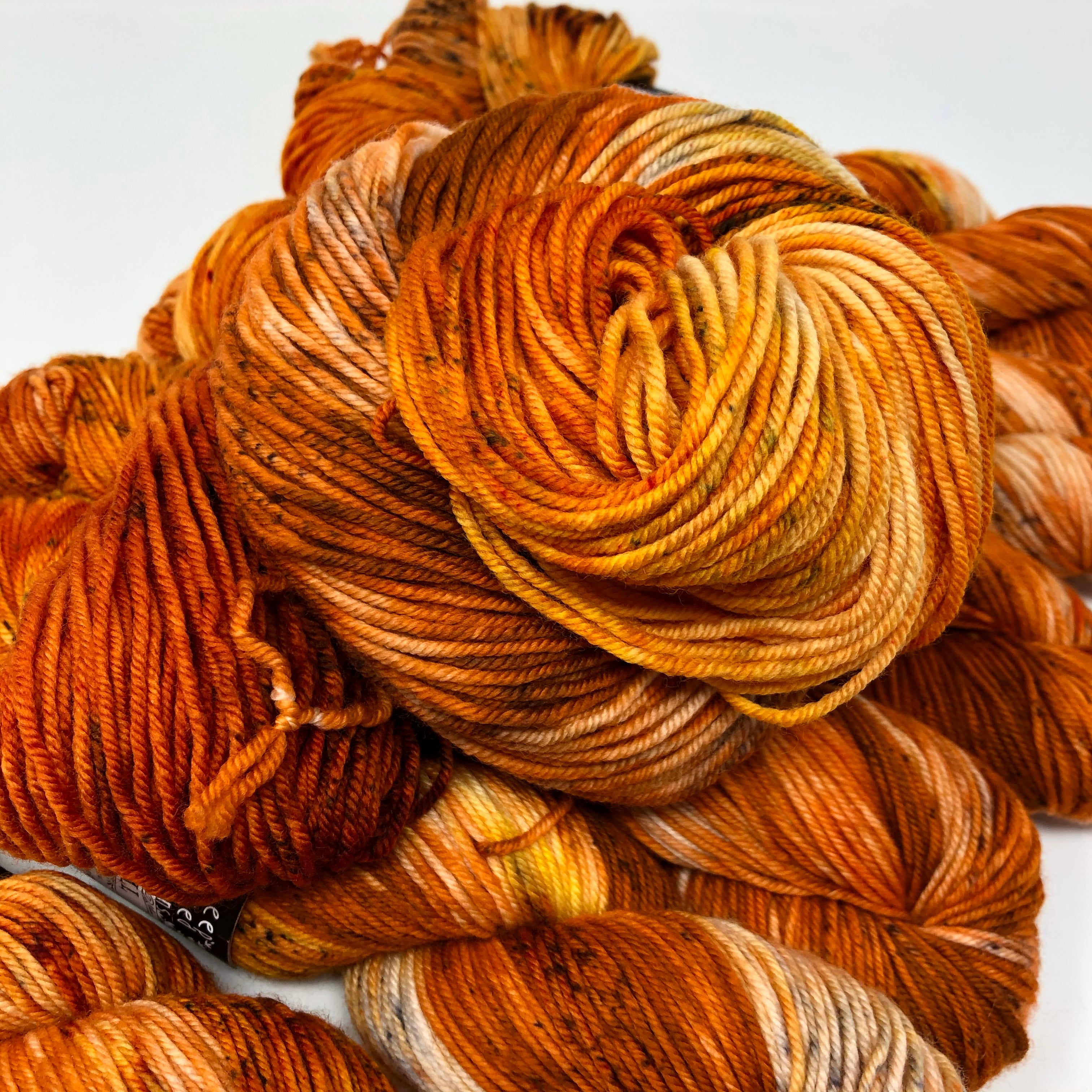 Still heavy DK to light worsted Yarn Topaz – Deep Dyed Yarns