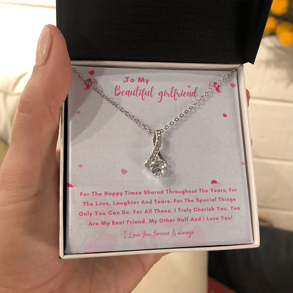 beautiful necklace for girlfriend