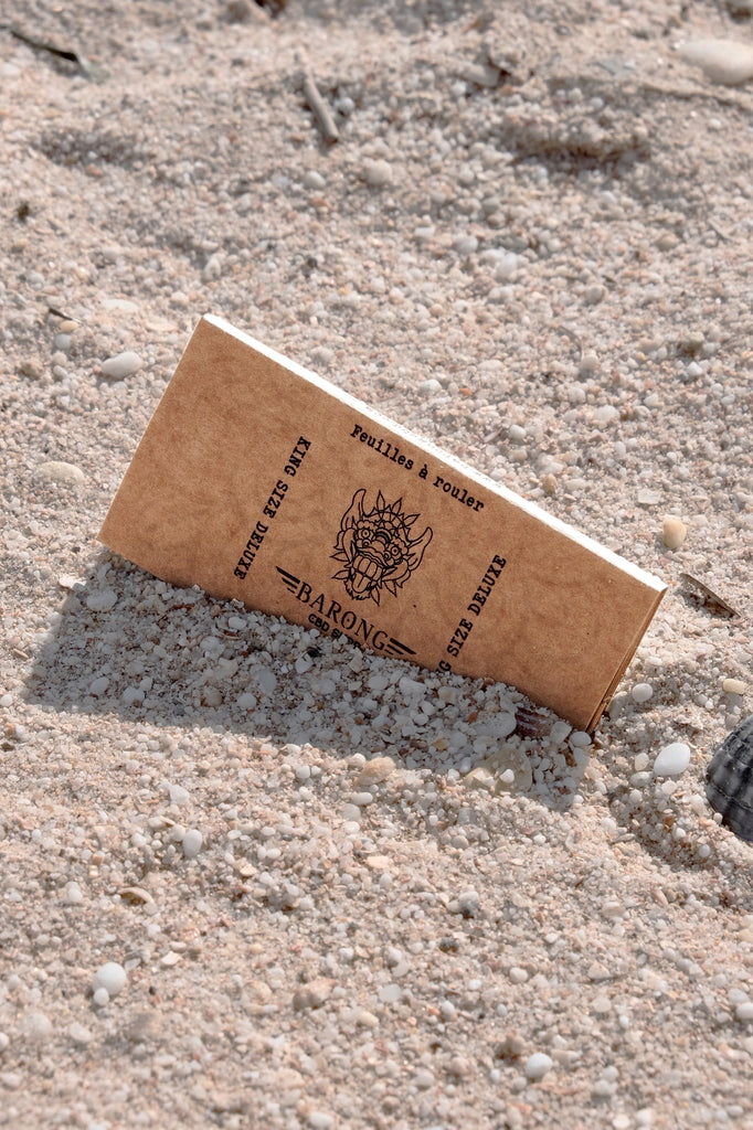 Briquet CLIPPER design Chanvre – boite de 24 pièces – La Ferme du CBD  Français