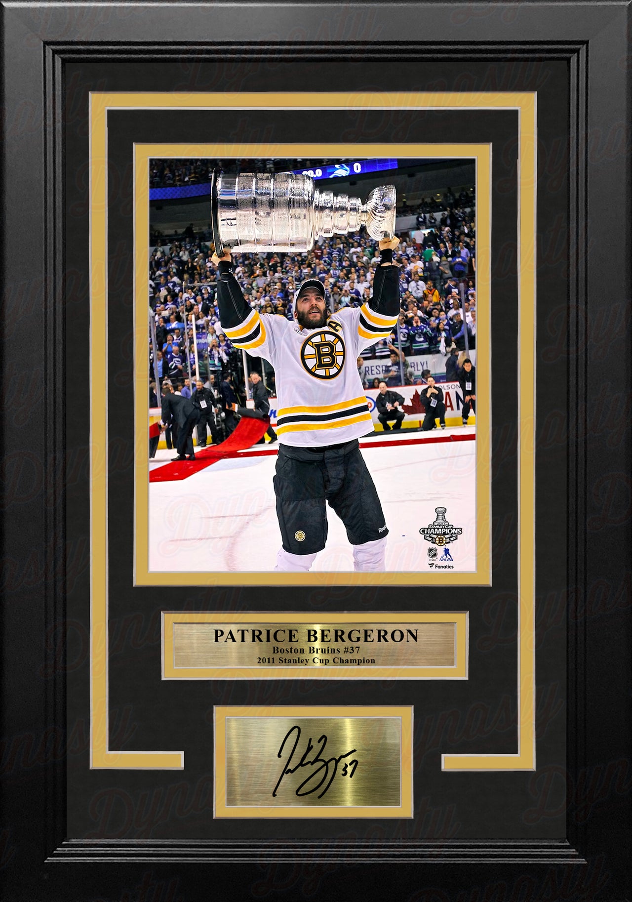 Patrice Bergeron Career Stats NHL Boston Bruins All Title And Signature T- Shirt - Binteez