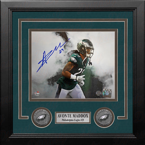 Brent Celek End Zone Celebration Philadelphia Eagles Autographed 16 x 20  Framed Football Photo