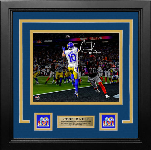 Matthew Stafford Super Bowl LVI Action Los Angeles Rams Autographed Framed  Football Photo - Dynasty Sports & Framing