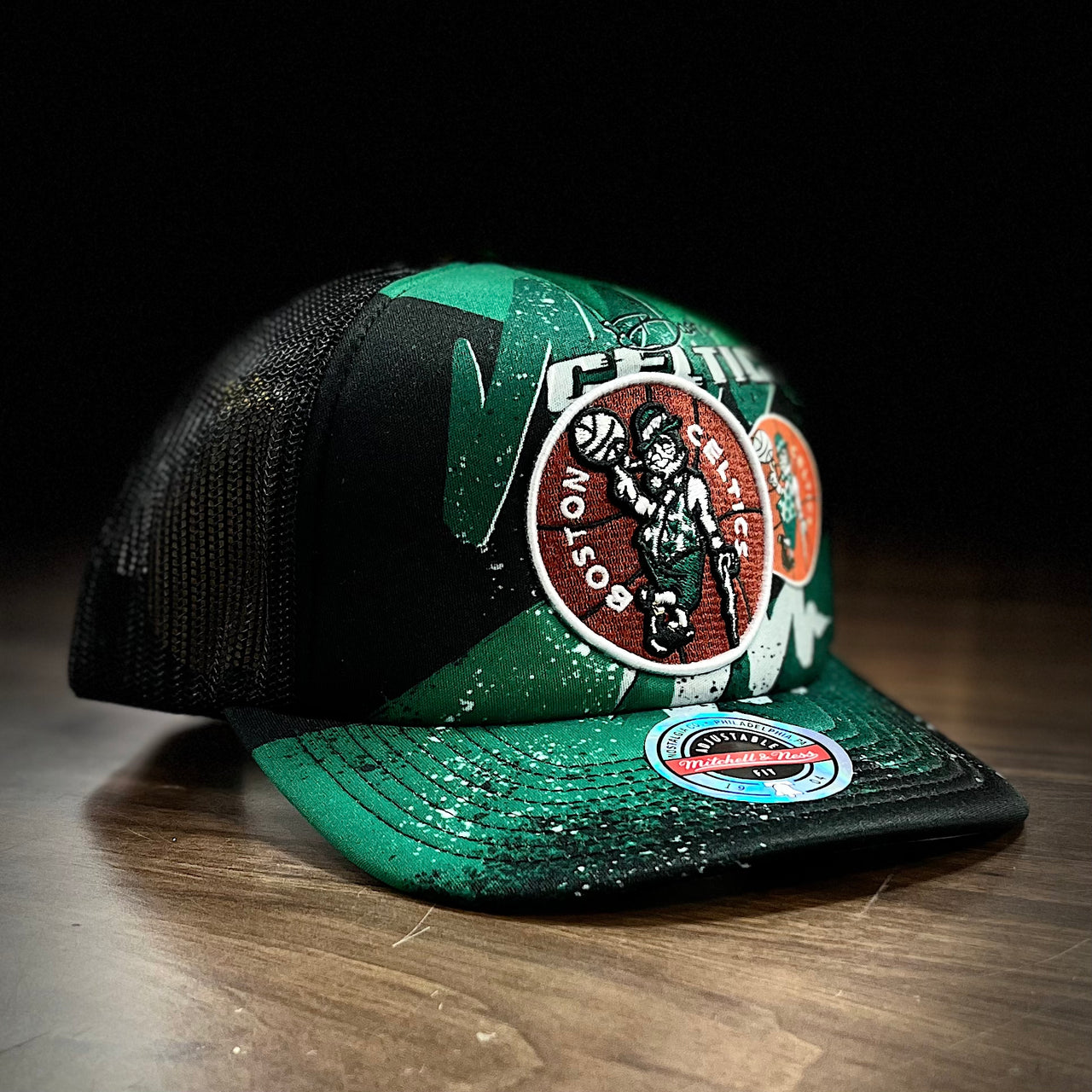 Mitchell & Ness Teal/Black Detroit Pistons Hardwood Classics Team Two-Tone 2.0 Snapback Hat